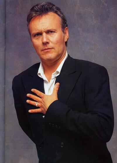 Giles · Actors